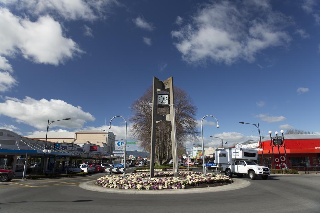 Maple Lodge Motel Matamata Bagian luar foto