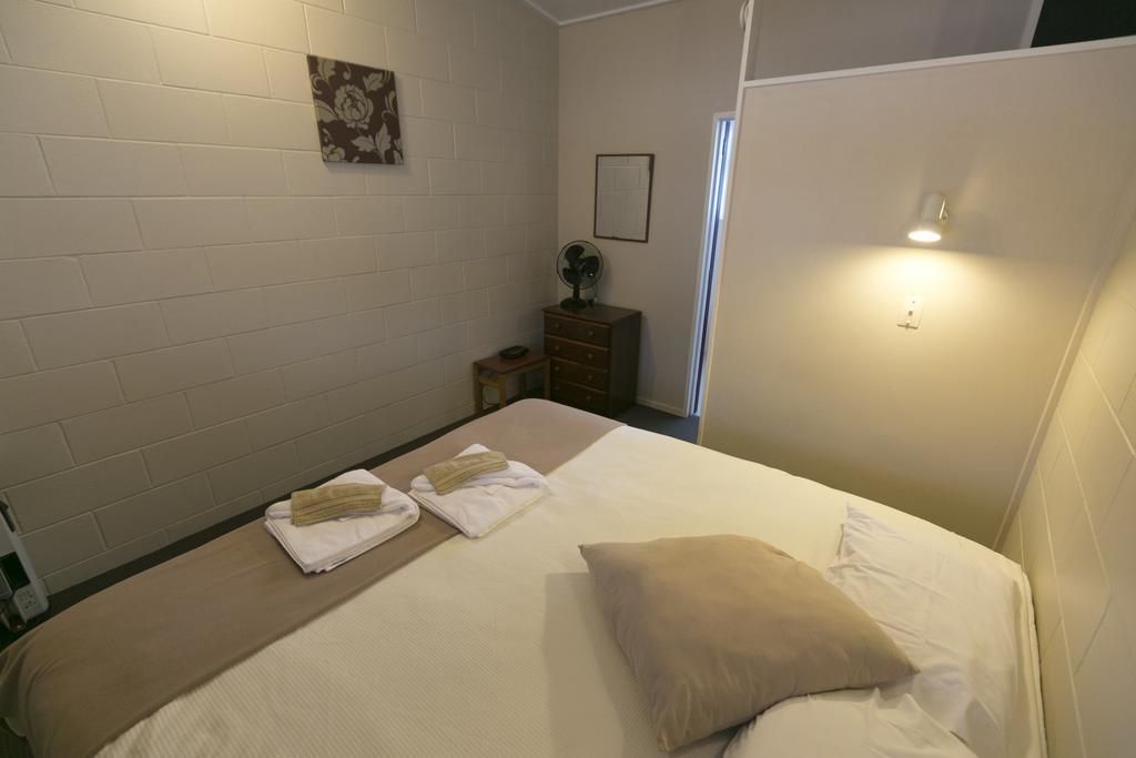 Maple Lodge Motel Matamata Bagian luar foto