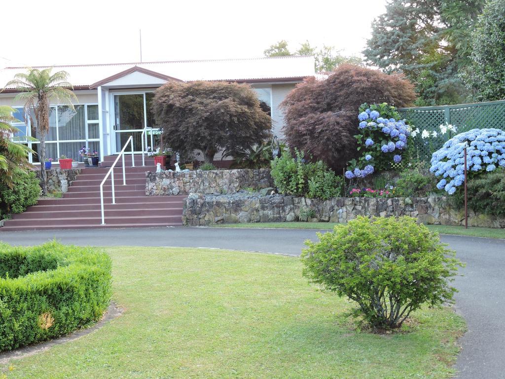 Maple Lodge Motel Matamata Bagian luar foto